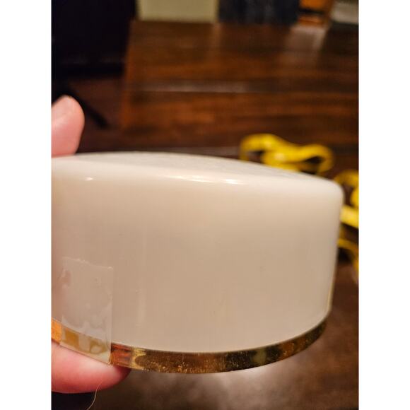 Vintage used Shalimar Guerlain Dusting Powder (8 fl oz) - Picture 2 of 7